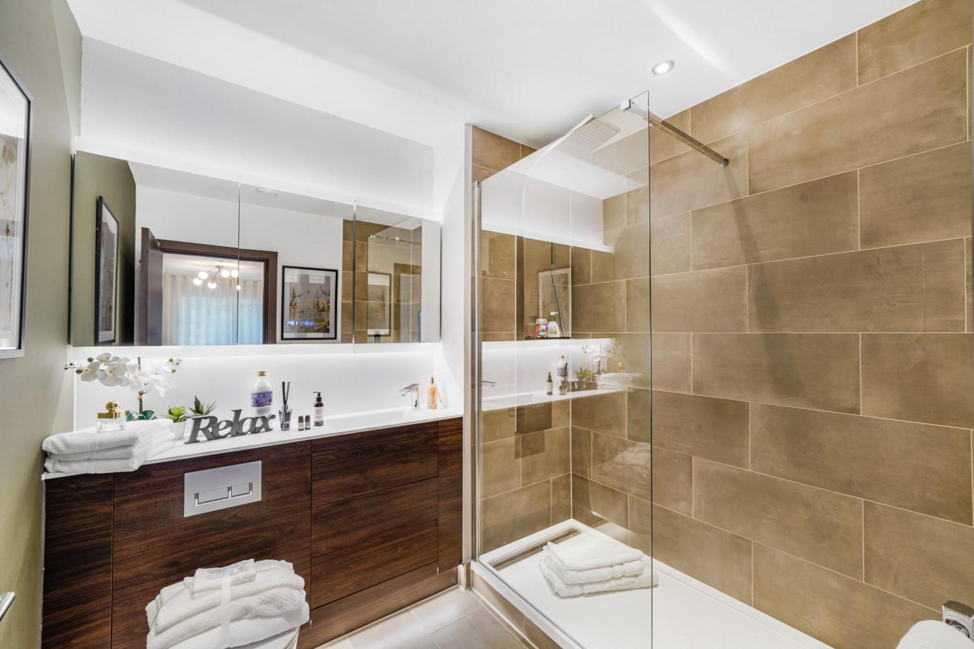 The Waterhouse Avenue By Kandara 5 Star City Home In Maidstone Dış mekan fotoğraf